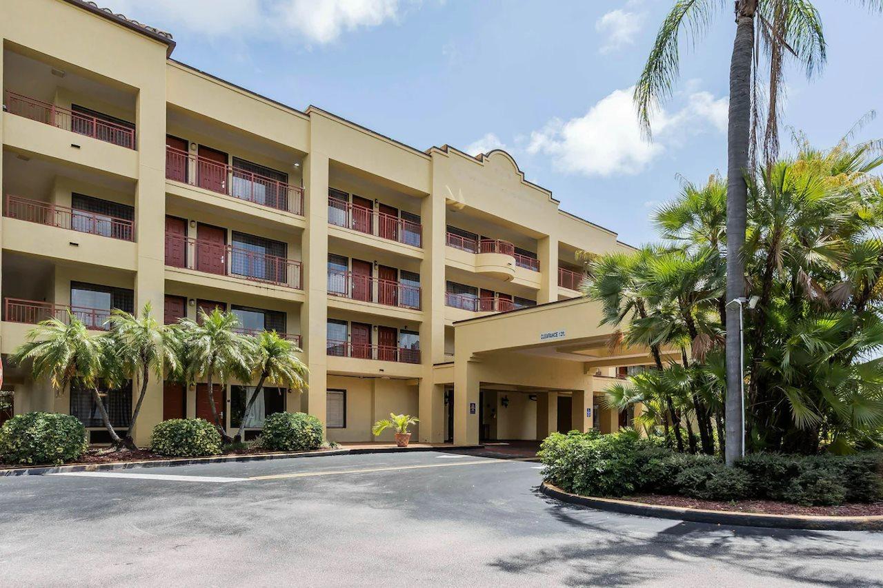 Boca Suites Deerfield Beach; Surestay Collection By BW Luaran gambar